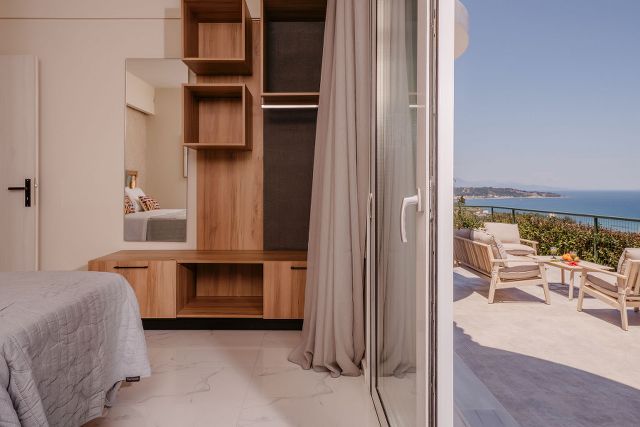 Seamar View Zante interior